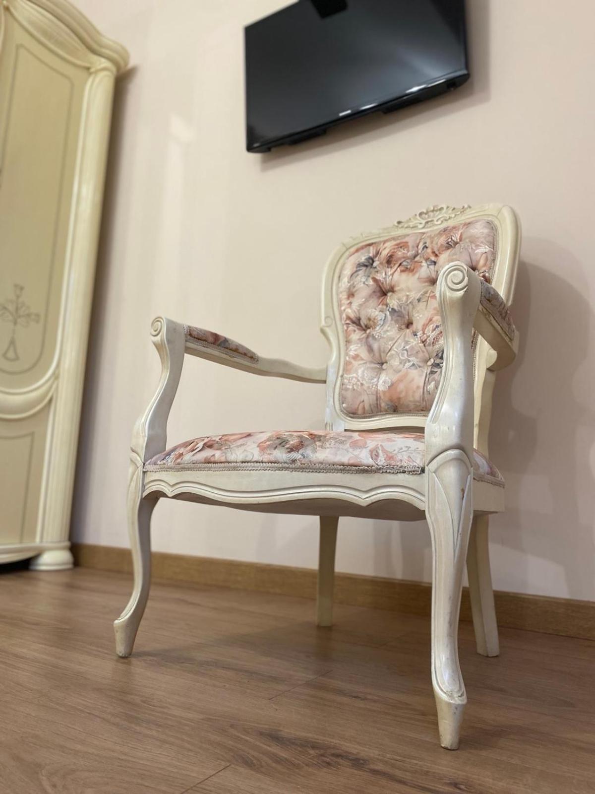 Apart Yaroslava Osmomysla 9 Square - City Center Λβιβ Εξωτερικό φωτογραφία
