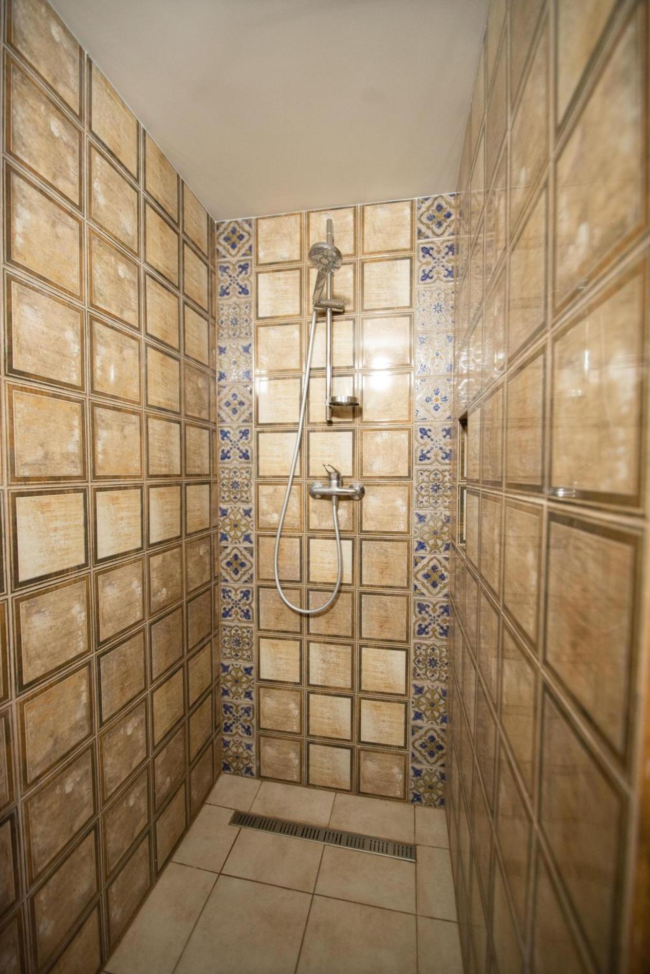 Apart Yaroslava Osmomysla 9 Square - City Center Λβιβ Εξωτερικό φωτογραφία
