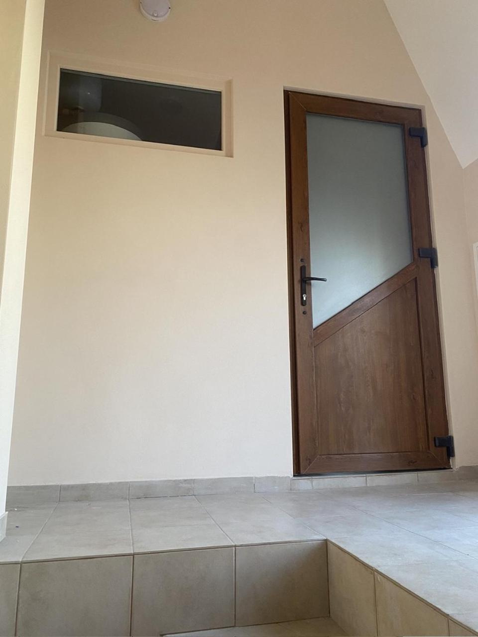 Apart Yaroslava Osmomysla 9 Square - City Center Λβιβ Εξωτερικό φωτογραφία