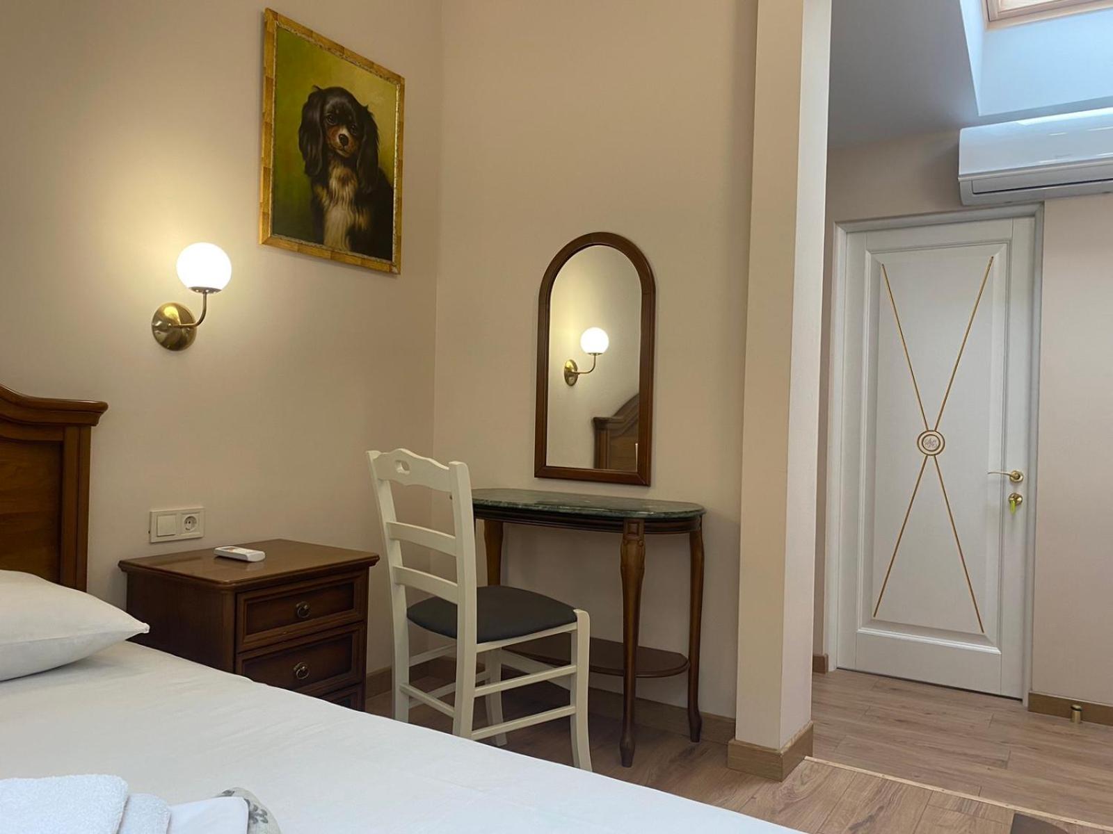 Apart Yaroslava Osmomysla 9 Square - City Center Λβιβ Δωμάτιο φωτογραφία